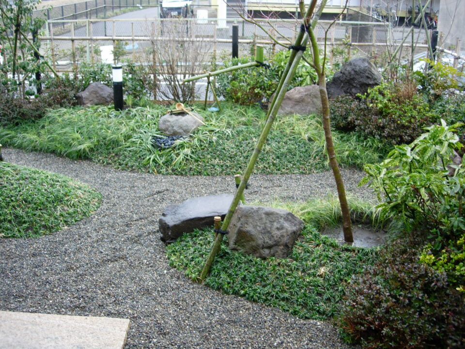 群馬県太田市わにわ
和の雰囲気をお部屋の中から眺める作庭プラン