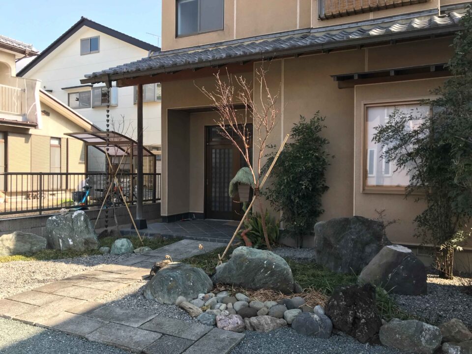 太田市わにわ
お庭のデザイン設計
玄関前リフォーム工事