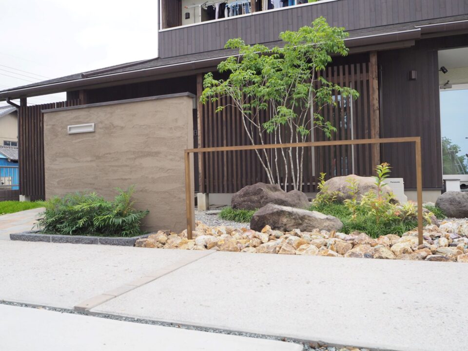 太田市わにわ
庭工事
和風モダン的な雰囲気の庭プラン