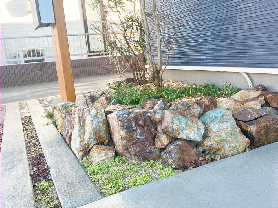 太田市お庭のデザイン設計・外構工事のわにわ
伊勢崎市の外構工事