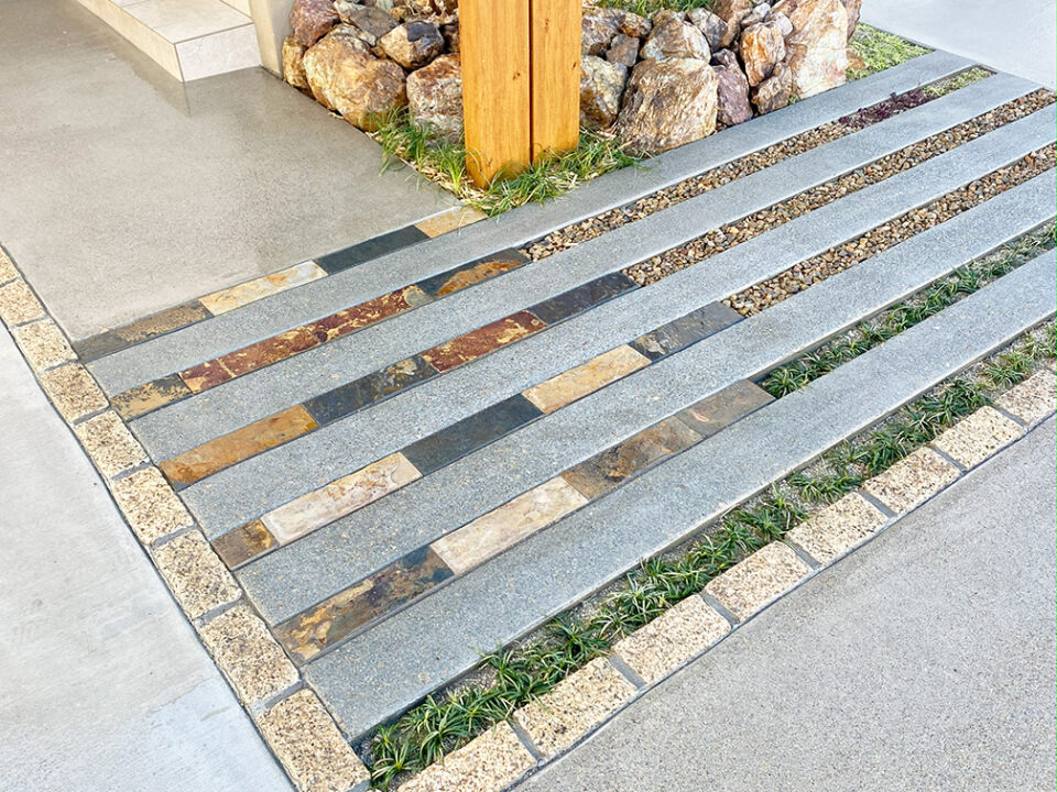 太田市お庭のデザイン設計・外構工事のわにわ
伊勢崎市の外構工事