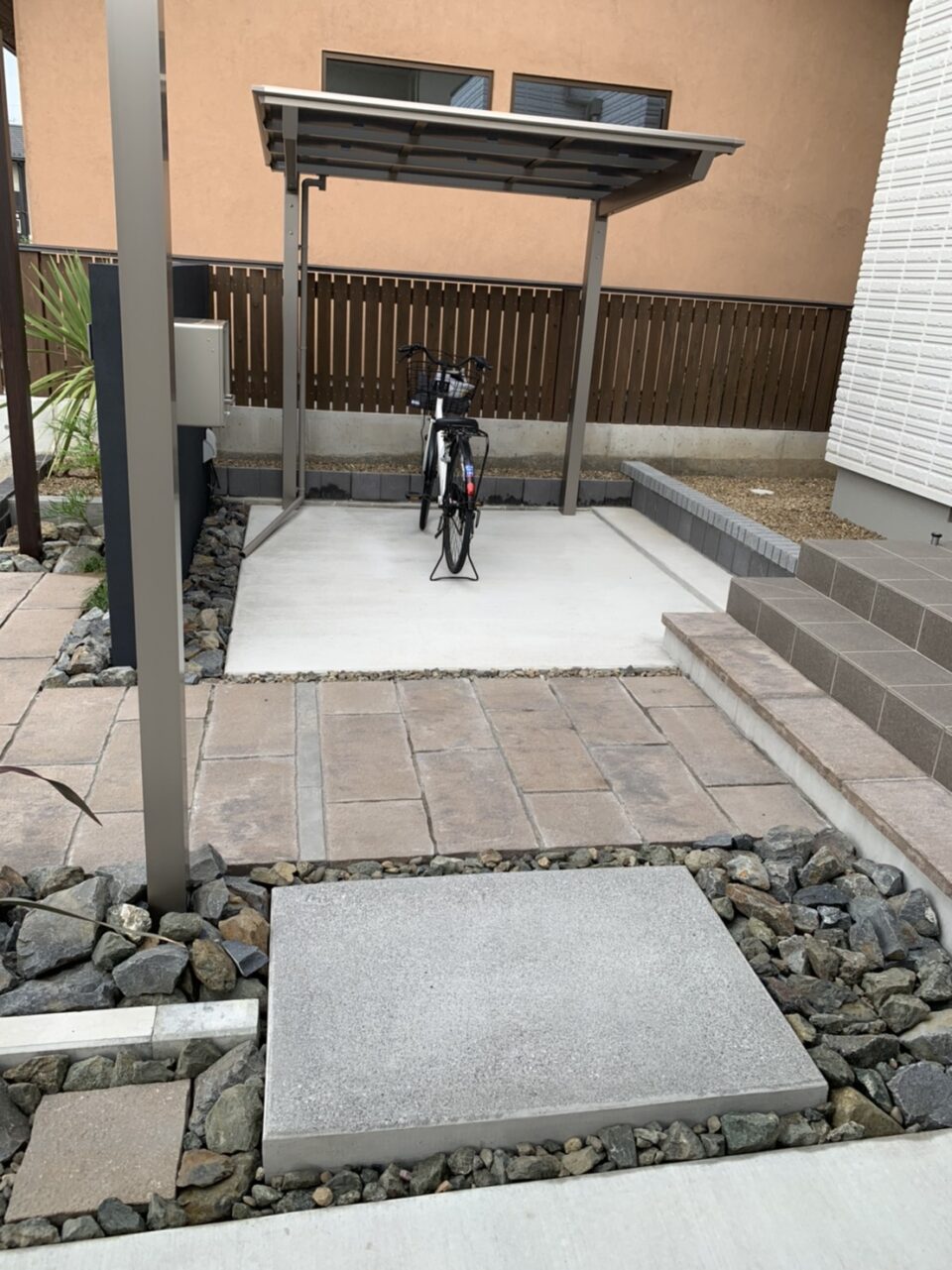 太田市わにわ
庭のデザイン設計
館林市の新築外構工事