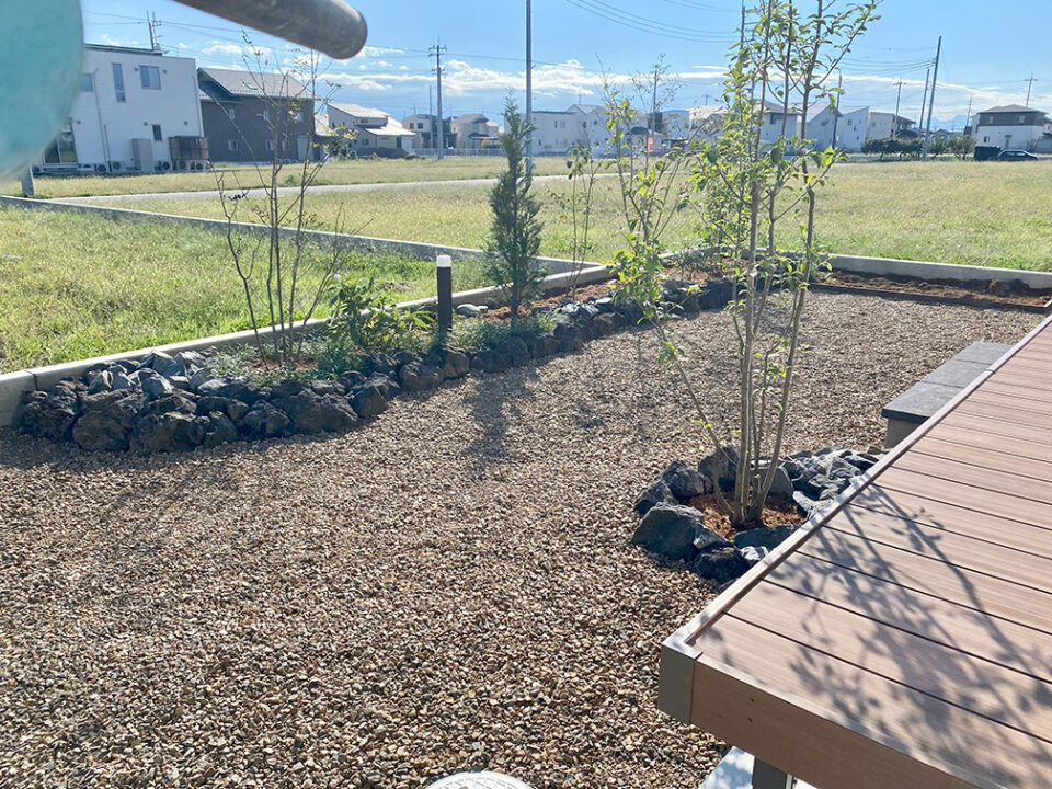 太田市外構工事と
庭工事のわにわ
前橋市ウッドデッキのある庭
アプローチの工事