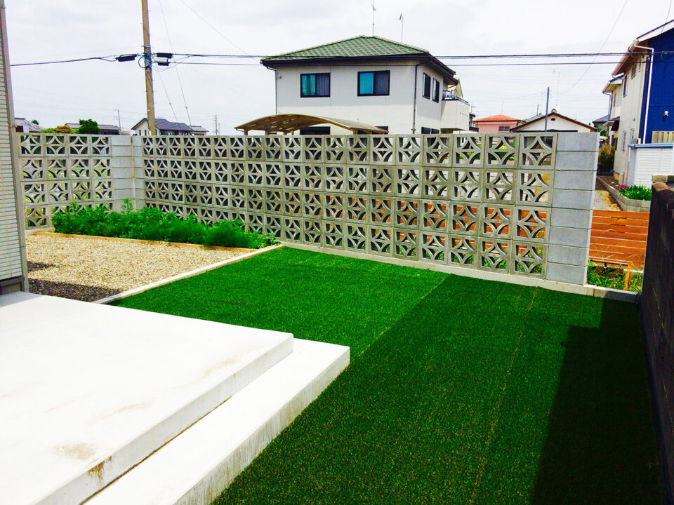 太田市わにわ
お庭のデザイン設計
花ブロックをたくさん使ったお庭