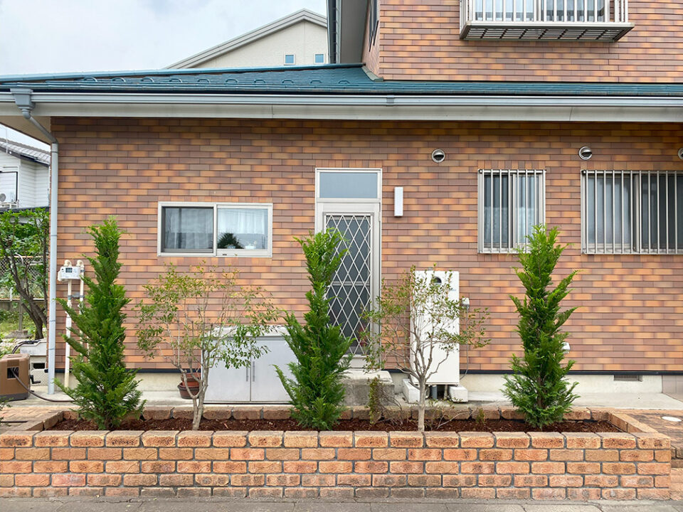 お庭のデザイン設計
高崎市花壇のリフォーム植栽工事