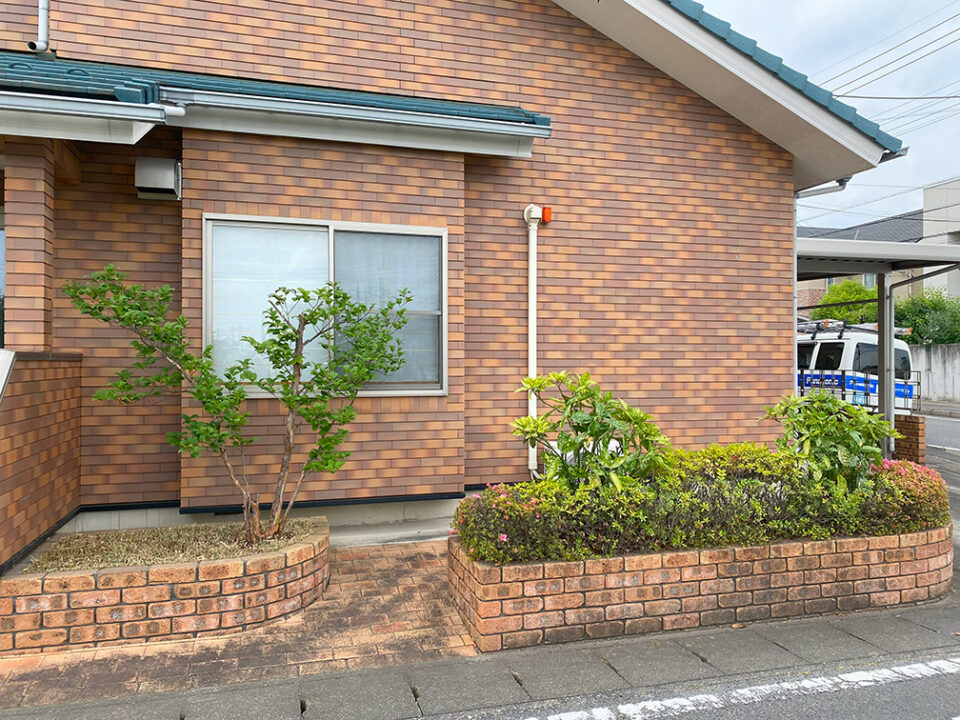 お庭のデザイン設計
高崎市花壇のリフォーム植栽工事