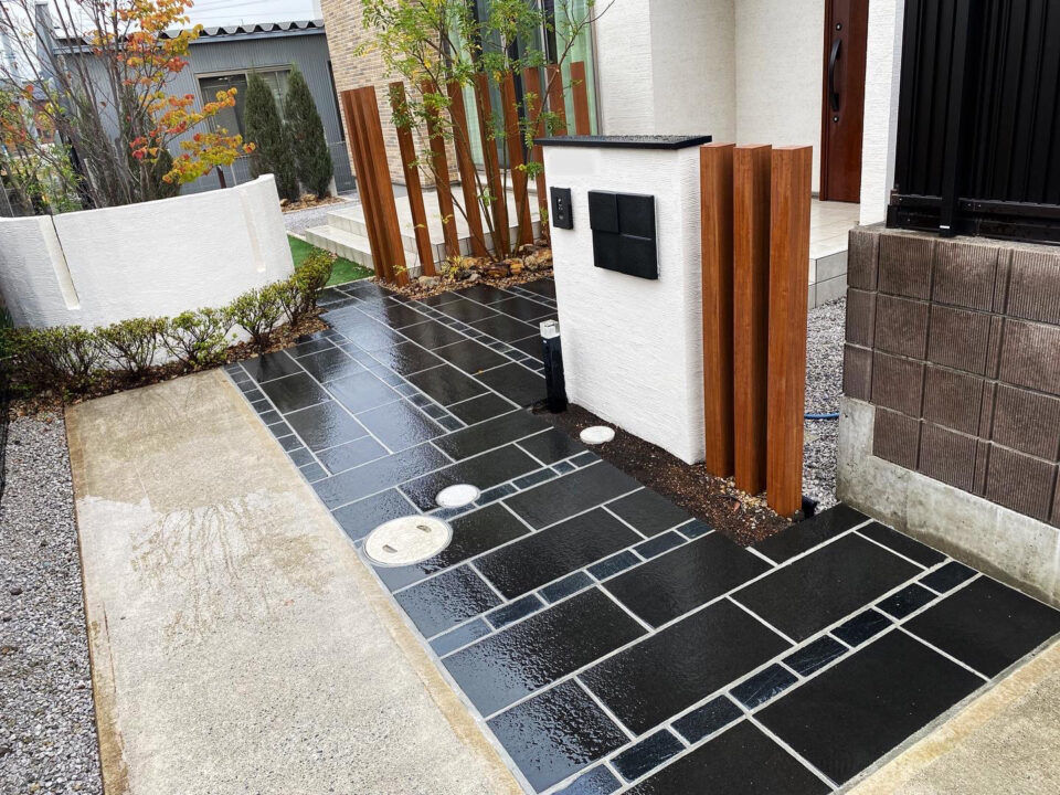 太田市わにわ
庭のデザイン設計
高崎市の玄関前リフォーム工事