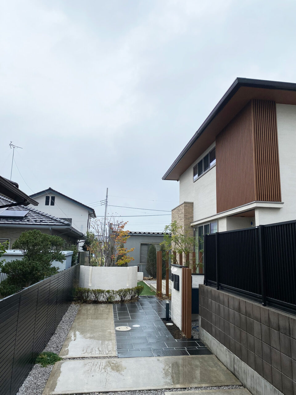 太田市わにわ
庭のデザイン設計
高崎市の玄関前リフォーム工事